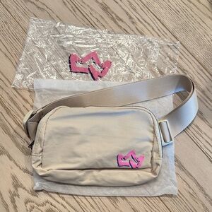 NEW Primal Queen beige adjustable belt bag